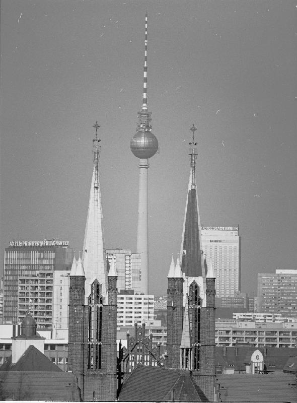 ChurchTowersfromKreuzberg-Alex-1988-sc.JPG